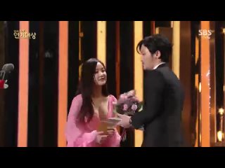 drama awards cut lee yoo bi 2017