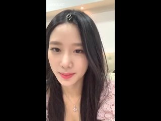 johyun berrygood 190709 2 kgirls.net   create, discover and share awesome gifs on gfycat