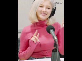 (momoland nancy) [  heye kr] - create, discover and share awesome gifs on gfycat 3